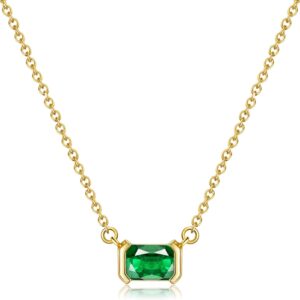 Elegant Inlaid Emerald Green Zircon Pendant Necklace For Women Simple And Fashionable Niche Personalized Clavicle Chain Titanium Steel Plated With 18k Gold Necklace