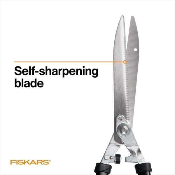 Fiskars Power-Lever Hedge Shears - 25"-33" Extendable Handle - Plant Cutting Scissors - Yard and Garden Tools - Orange/Black - Image 6