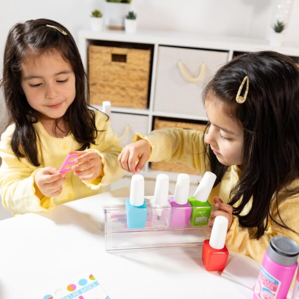 Melissa & Doug Love Your Look Pretend Nail Care Play Set – 20 Pieces for Mess-Free Play Mani-Pedis (DOES NOT CONTAIN REAL COSMETICS) , Pink - Image 2