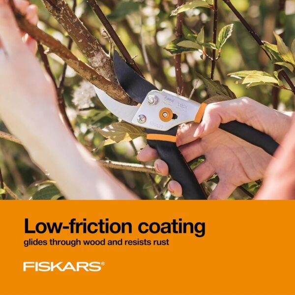 Fiskars Bypass Pruning Shears, 5/8-Inch Cut Capacity Garden Clippers, Gardening Scissors with Sharp, Rust Resistant Steel Blade - Image 3
