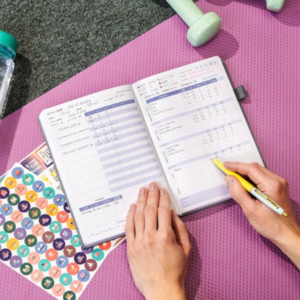 Clever Fox Fitness & Food Journal – Nutrition & Workout Planner for Women & Men – Diet & Gym Exercise Log Book with Calendars, Diet & Training Trackers - Undated, A5 Size, Hardcover (Grey) - Image 6